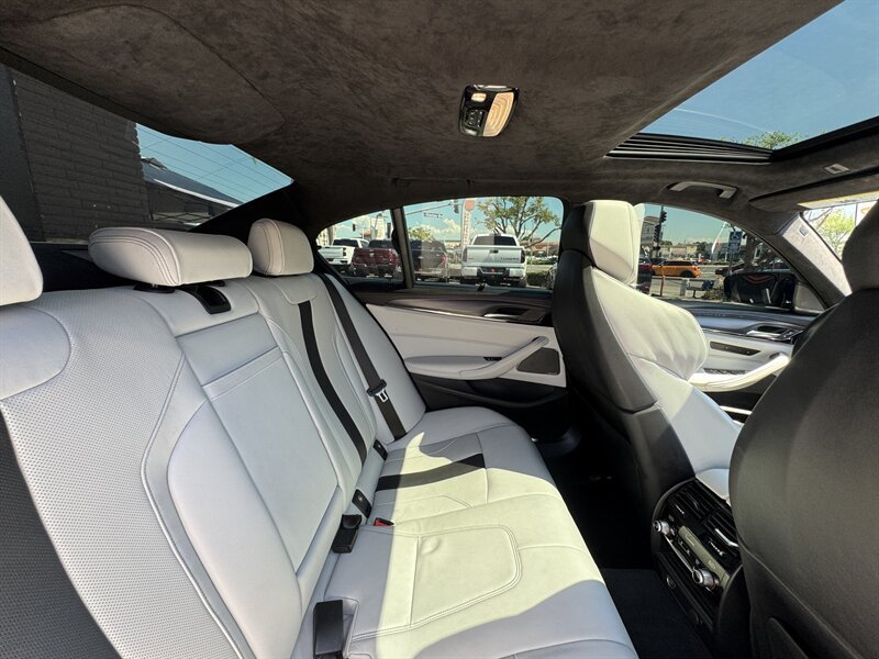 Used 2019 BMW M5 w/ Executive Package AWD/4WD image 44