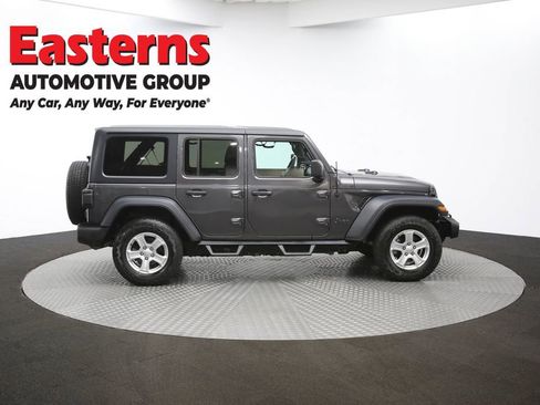 Used 2019 Jeep Wrangler Unlimited Sport S image 45