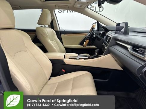 Used 2021 Lexus RX 350L Premium w/ Premium Package image 15