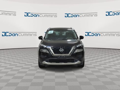 Used 2023 Nissan Rogue Platinum AWD/4WD image 3