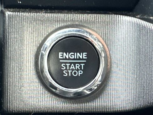 Certified 2024 Ford F250 Platinum w/ Tremor Off-Road Package image 23