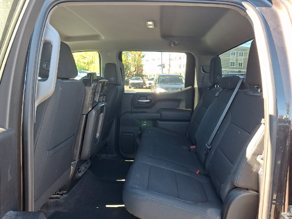 Used 2021 Chevrolet Silverado 1500 LT AWD/4WD image 10