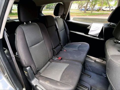 Used 2020 Nissan Pathfinder SV AWD/4WD image 22