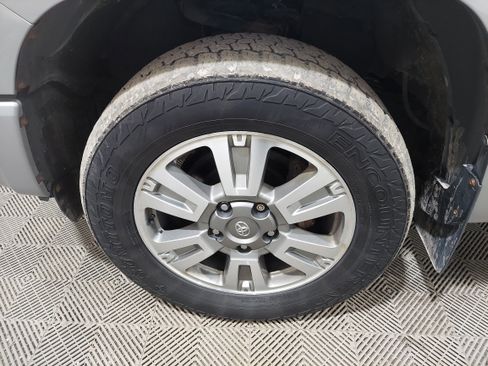 Used 2016 Toyota Tundra Platinum image 6