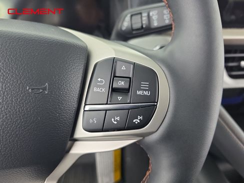 New 2026 Ford Explorer Active image 14