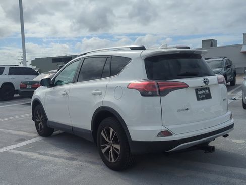 Used 2017 Toyota RAV4 XLE image 7