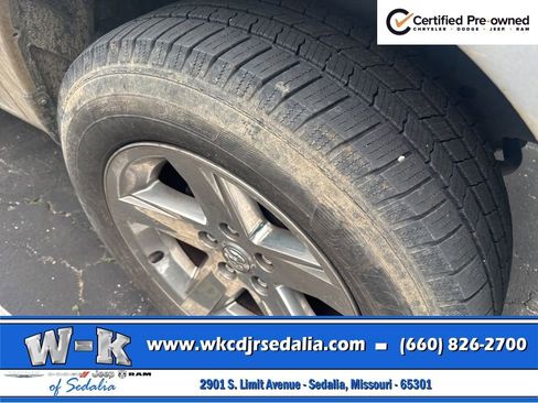 Used 2018 RAM 1500 Express AWD/4WD image 4