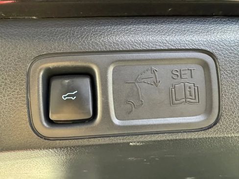 Used 2024 Ford Expedition Max Limited AWD/4WD image 31