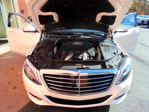 Used 2015 Mercedes-Benz S 550 Sedan image 35