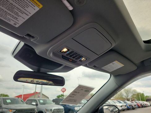 Certified 2023 Ford Explorer XLT w/ Equipment Group 202A image 30