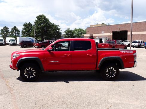 Used 2023 Toyota Tacoma TRD Off-Road AWD/4WD image 2