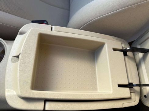 Used 2009 Hyundai Sonata GLS image 46