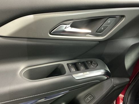 New 2026 Chevrolet Traverse LT FWD image 16