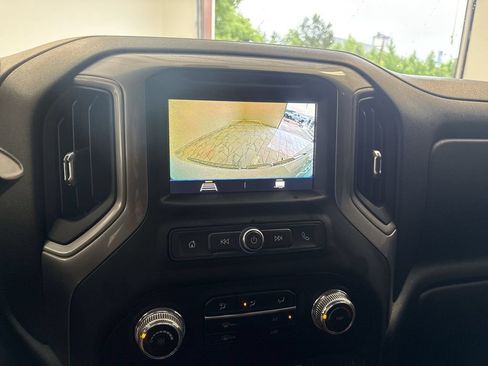 Used 2021 GMC Sierra 1500 2WD Crew Cab w/ Fleet Convenience Package image 15