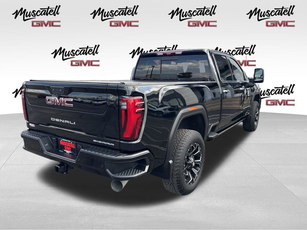 Used 2024 GMC Sierra 2500 Denali w/ Denali Reserve Package AWD/4WD image 3
