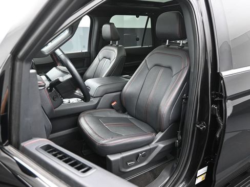 Certified 2023 Ford Expedition Limited AWD/4WD image 9