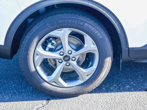 Used 2025 Ford Escape ST-Line w/ Equipment Group 301A image 8