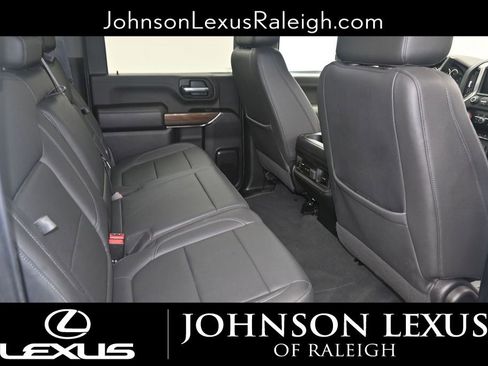 Used 2022 Chevrolet Silverado 2500 LT w/ Convenience Package AWD/4WD image 11