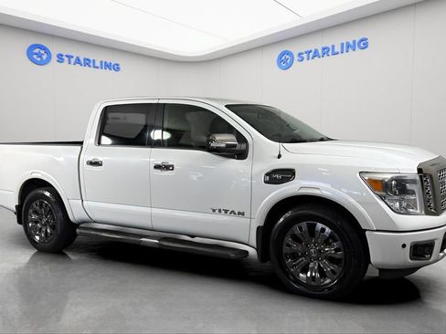 Used 2017 Nissan Titan Platinum Reserve RWD image 12