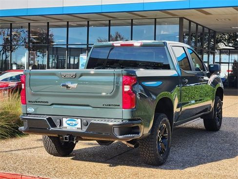 New 2026 Chevrolet Silverado 1500 Custom Trail Boss w/ Dark Appearance Package image 4