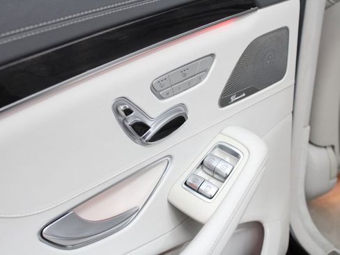 Used 2016 Mercedes-Benz S 550 S 550 4MATIC image 23