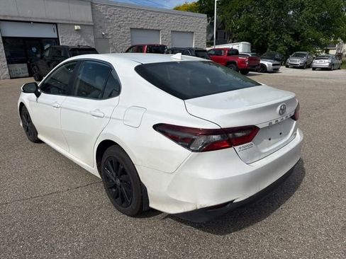 Used 2023 Toyota Camry LE AWD/4WD image 3