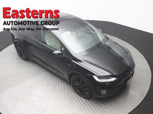 Used 2020 Tesla Model X Long Range AWD/4WD image 3