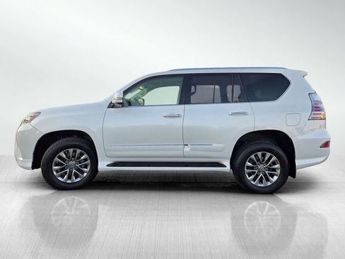Used 2016 Lexus GX 460 Luxury w/ Preferred Accessory Package image 7