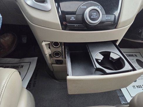 Used 2011 Honda Odyssey EX-L image 19