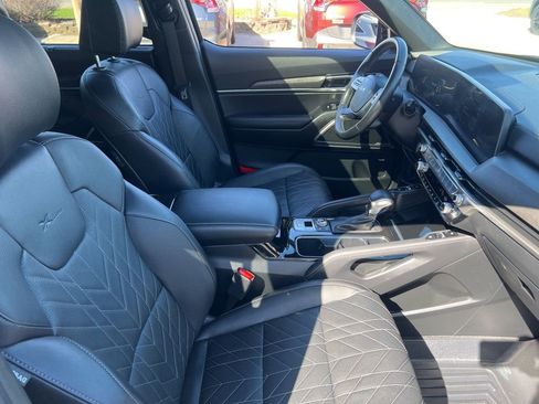 Used 2023 Kia Telluride EX X-Line image 21