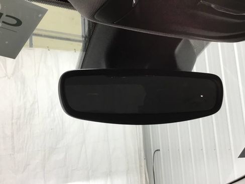 Used 2023 Jeep Grand Cherokee Laredo AWD/4WD image 13