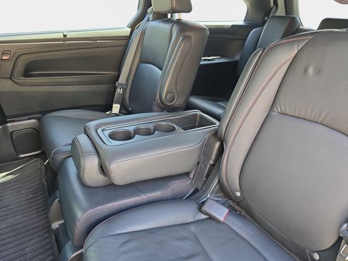Certified 2023 Honda Odyssey Sport image 12