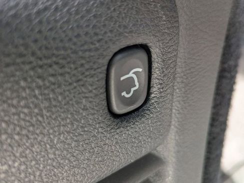 Used 2024 Dodge Durango GT image 32