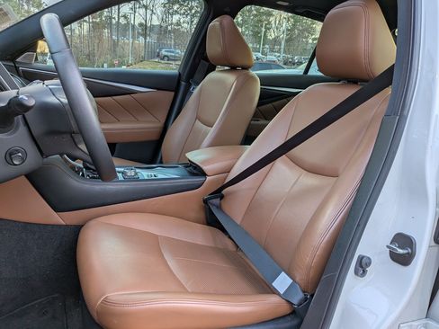 Used 2023 INFINITI Q50 Sensory image 13