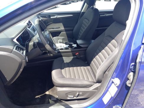 Used 2015 Ford Fusion SE FWD image 5