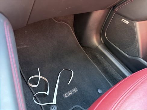 Certified 2024 MAZDA CX-5 Carbon Edition image 25