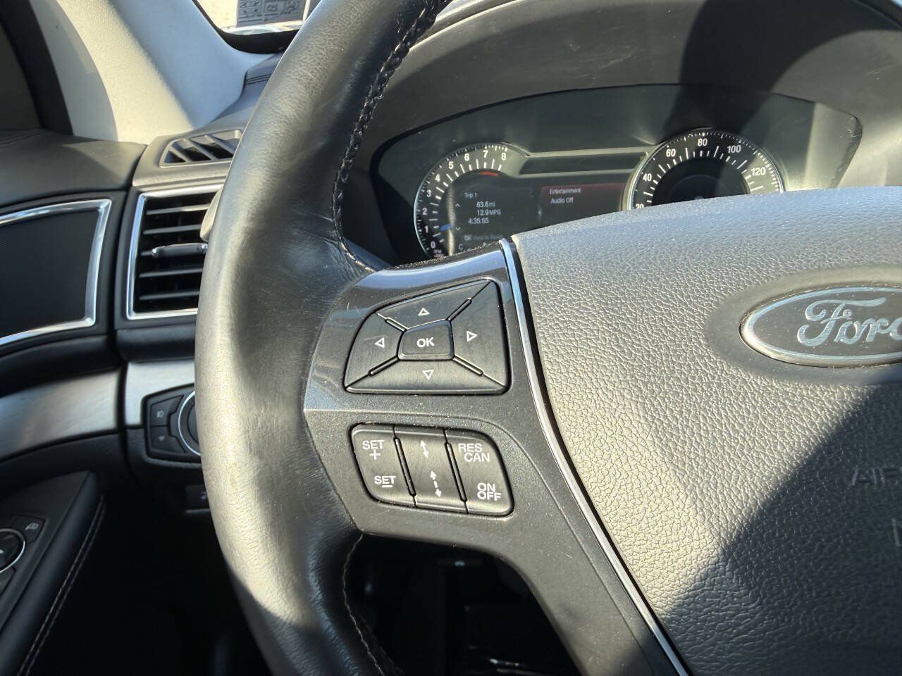 Used 2016 Ford Explorer Platinum AWD/4WD image 16