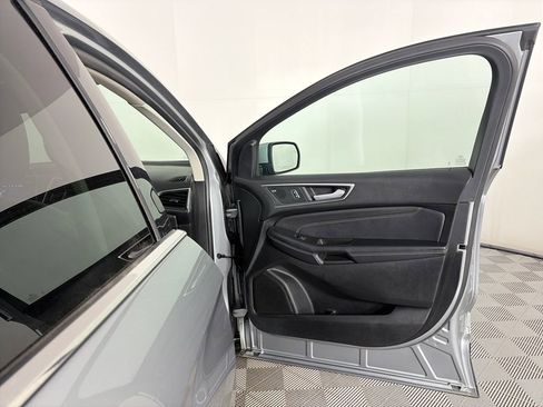 Certified 2024 Ford Edge Titanium image 27