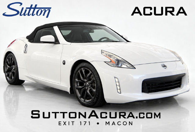 Used 2016 Nissan 370Z Roadster RWD image 1