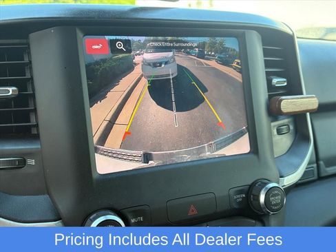 Used 2022 RAM 1500 Big Horn AWD/4WD image 8