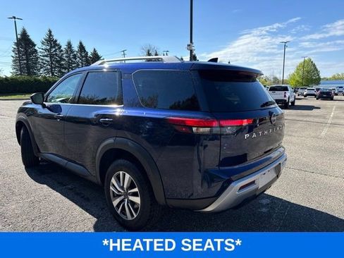 Used 2023 Nissan Pathfinder SL AWD/4WD image 5