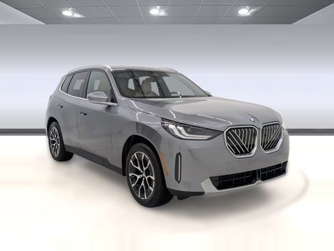 Used 2026 BMW X3 xDrive30i w/ Premium Package AWD/4WD image 7