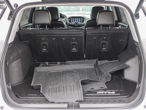 Used 2022 GMC Terrain AT4 w/ Tech Package image 26