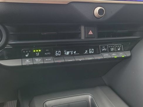 Certified 2023 Toyota Crown Platinum AWD/4WD image 15