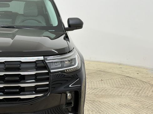 New 2026 Ford Explorer Active image 11