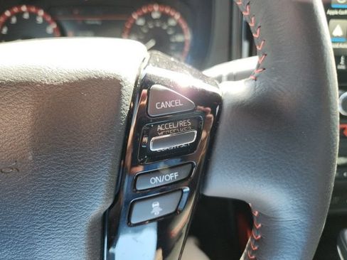 Used 2025 Nissan Frontier Pro-X w/ Pro Convenience Package RWD image 32