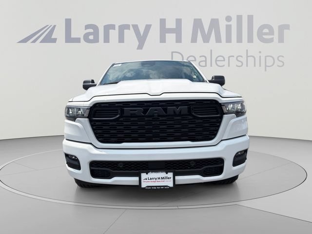New 2026 RAM 1500 Express AWD/4WD image 8