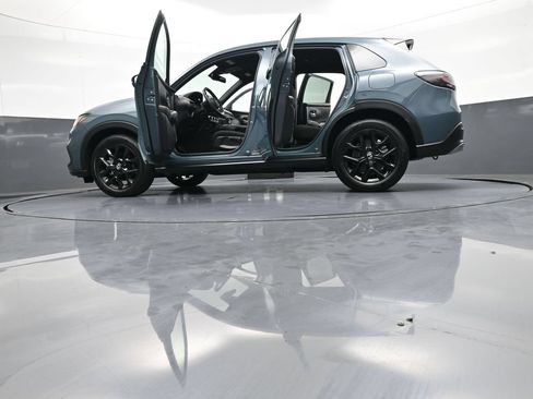 Certified 2023 Honda HR-V Sport image 47