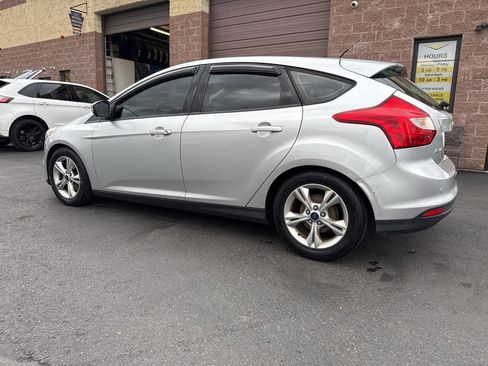Used 2014 Ford Focus SE w/ SE Winter Package image 21
