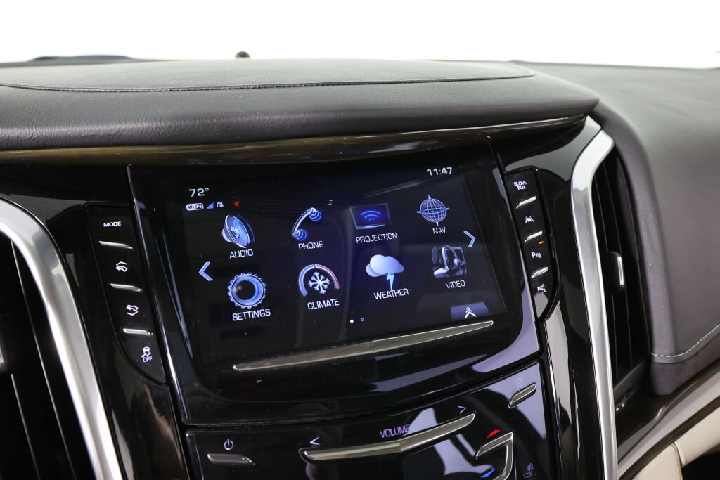 Used 2020 Cadillac Escalade Luxury AWD/4WD image 37
